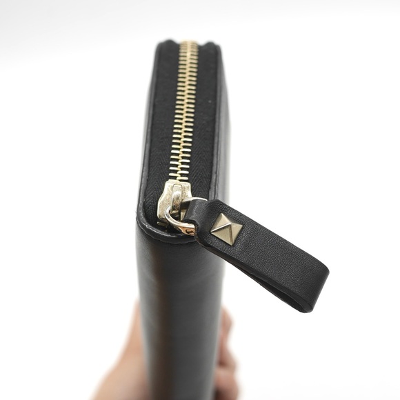 🍓VALENTINO Zippy Wallet - Picture 10 of 10